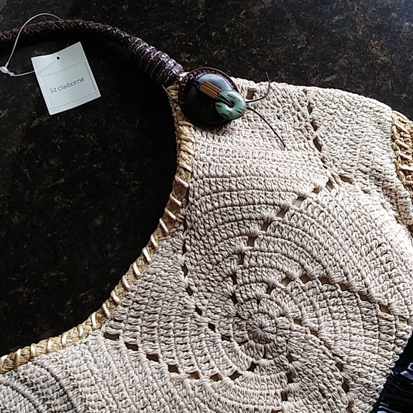 NWT: Liz Claiborne Handbag - Picture 5 of 7